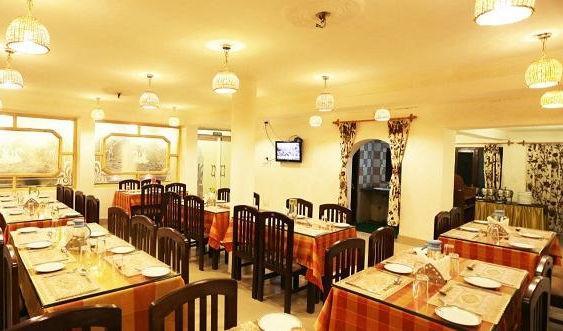Hotel Ibni Kabeer Srīnagar 외부 사진