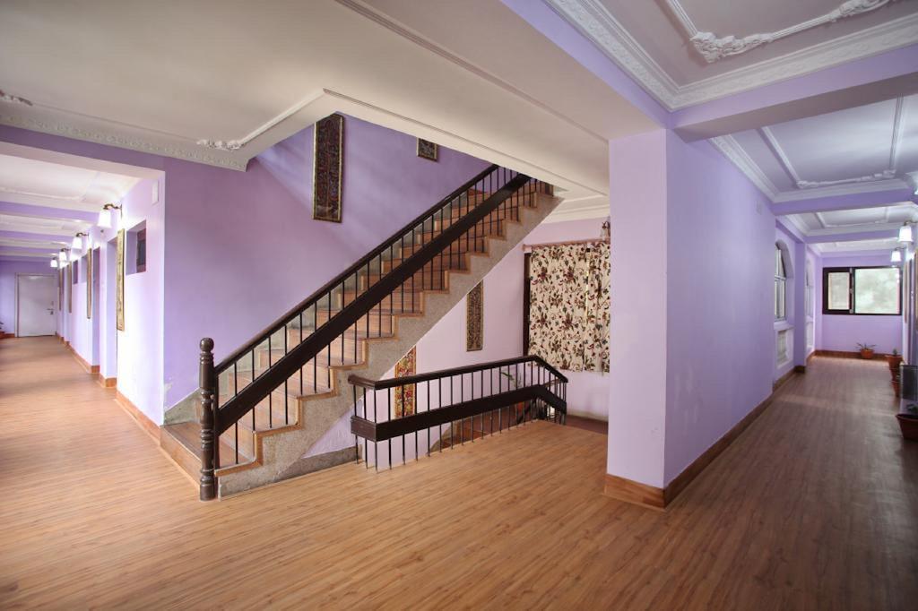Hotel Ibni Kabeer Srīnagar 외부 사진