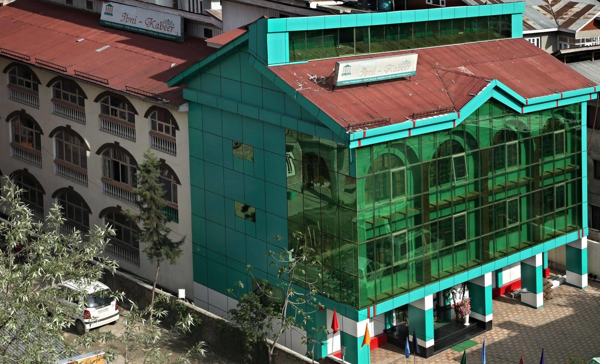 Hotel Ibni Kabeer Srīnagar 외부 사진